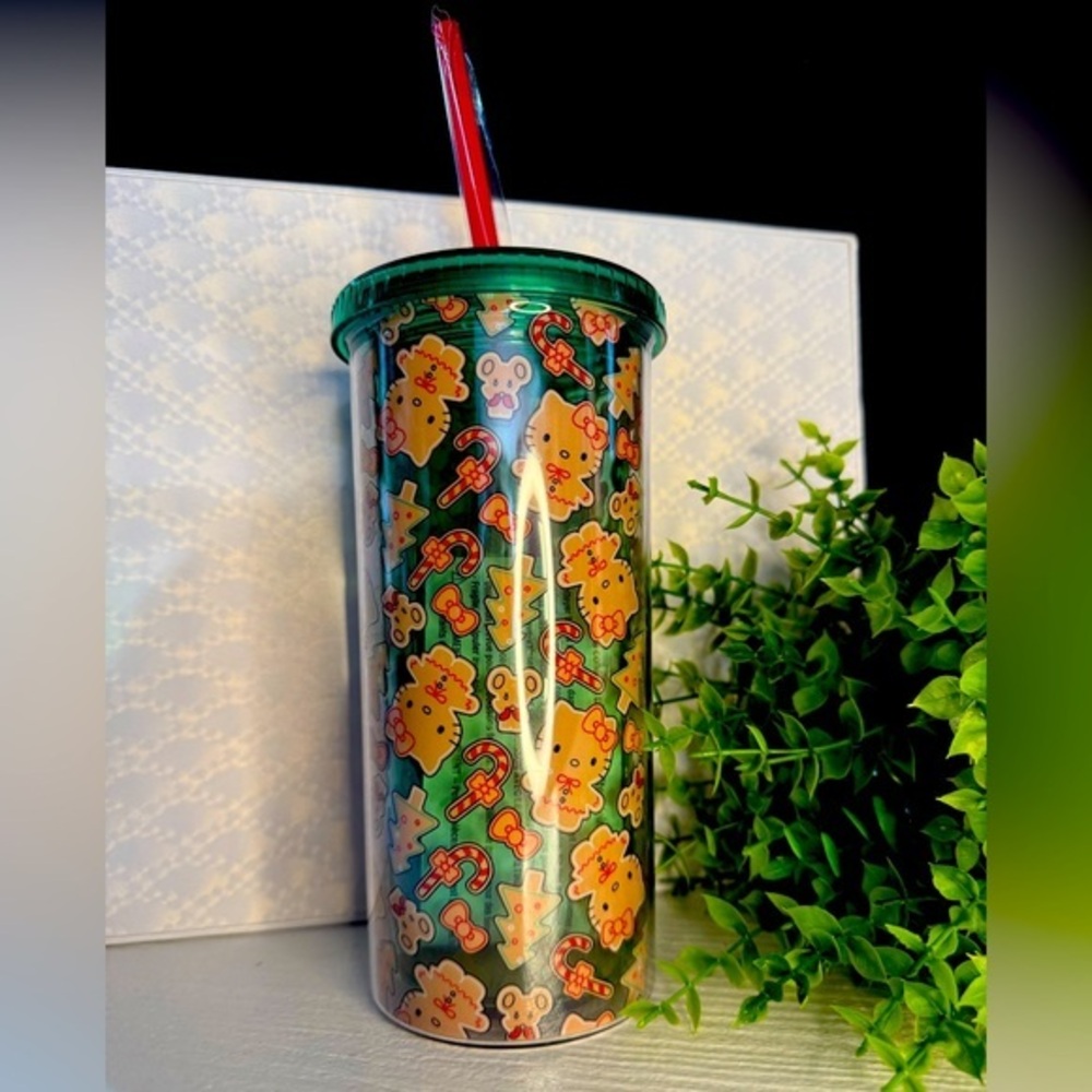 Hello Kitty Gingerbread Christmas Tumbler | Sanrio Holiday Collectible | 20oz |